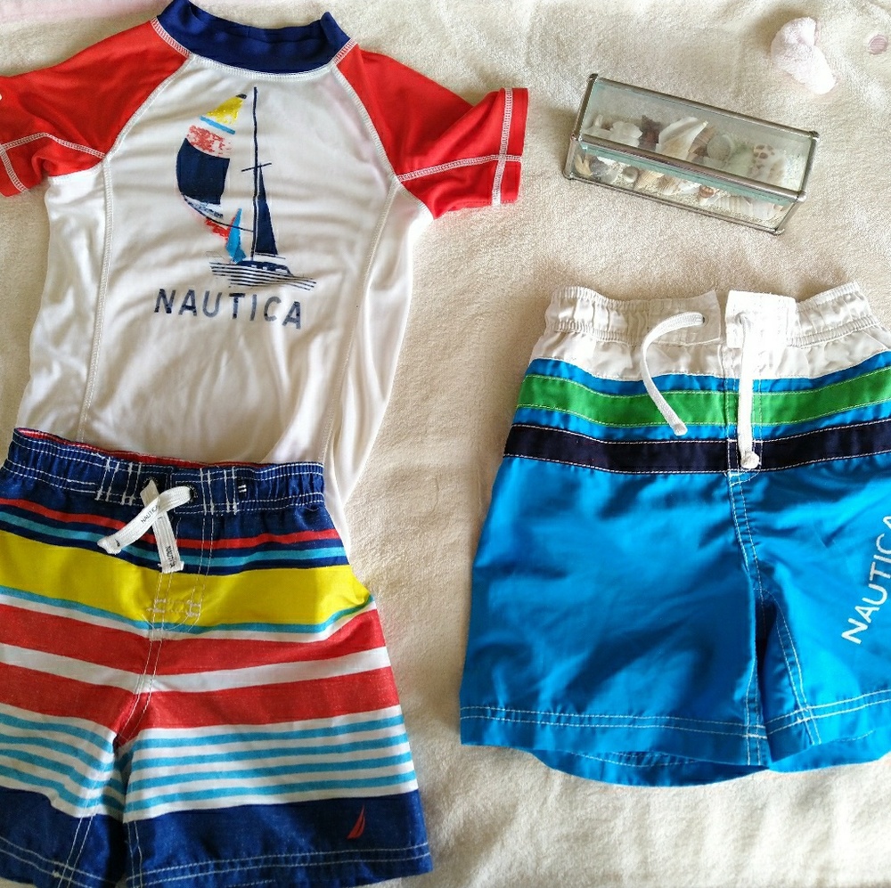 Boy's NAUTICA Rashguard & 2 Swim Trunks 3 and 4 y